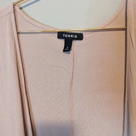 Torrid Lightweight Beige Vest Cardigan with Lace Detail, size 4X - Picture 4 of 4